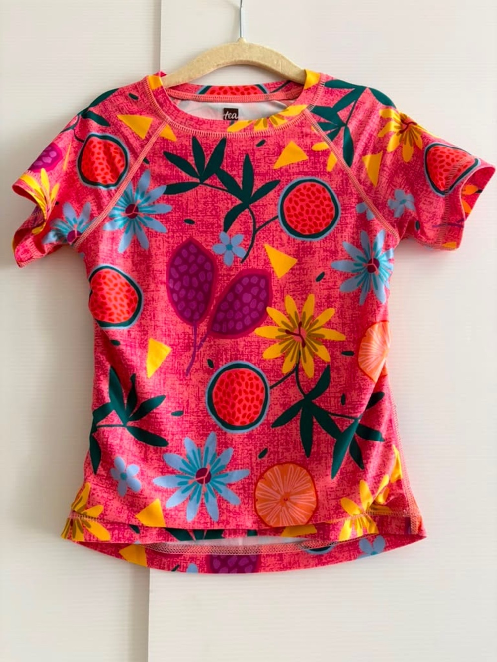 Tea Collection Girls Floral & Citrus Print Swim Rashguard | size 5